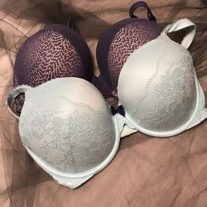 2 Victoria’s Secret Bras 🤩🤩